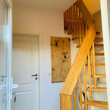 Zu Hause Am Nord-ostsee-kanal, *