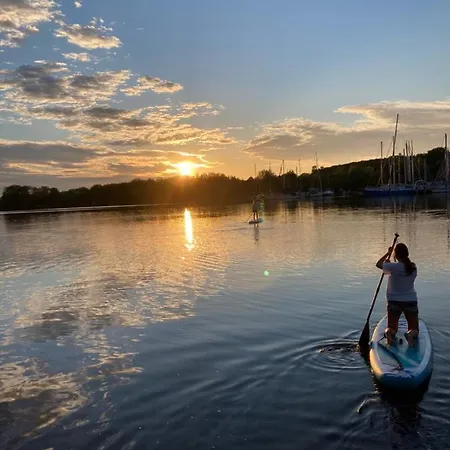 Zu Hause Am Nord-ostsee-kanal,